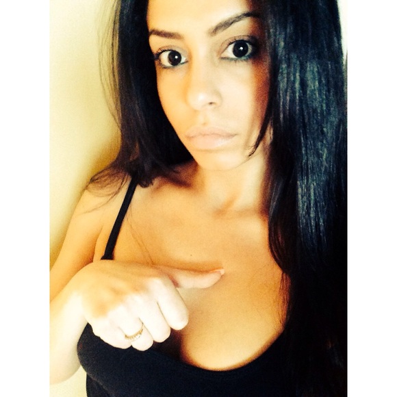 Meet your Posher, Farrah - Picture 1 of 1